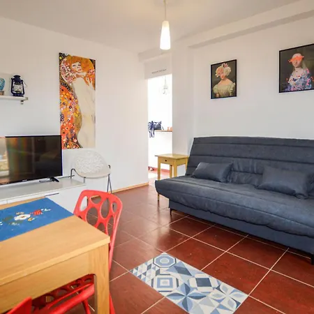 Hébergement de vacances Awesome In With Wifi *