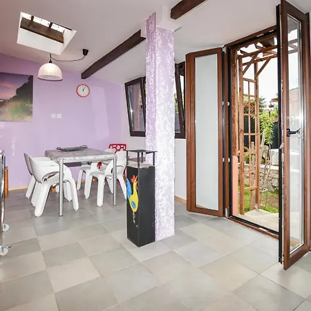 Hébergement de vacances Awesome In With Wifi *