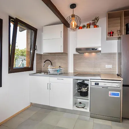 펜션 Awesome In With Wifi Prunete