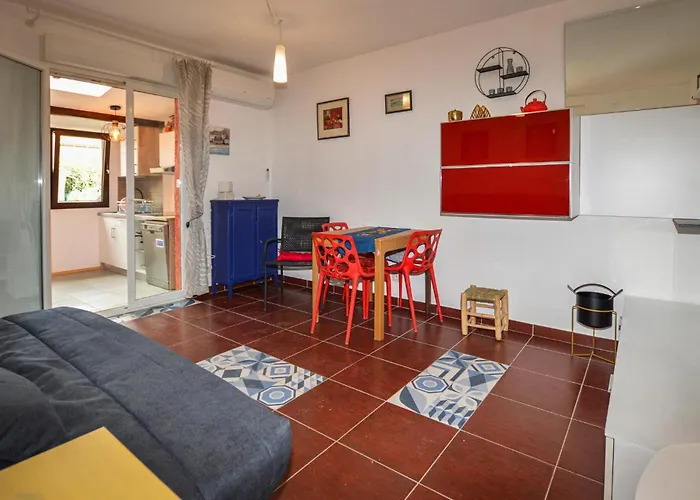 Awesome In With Wifi 度假居